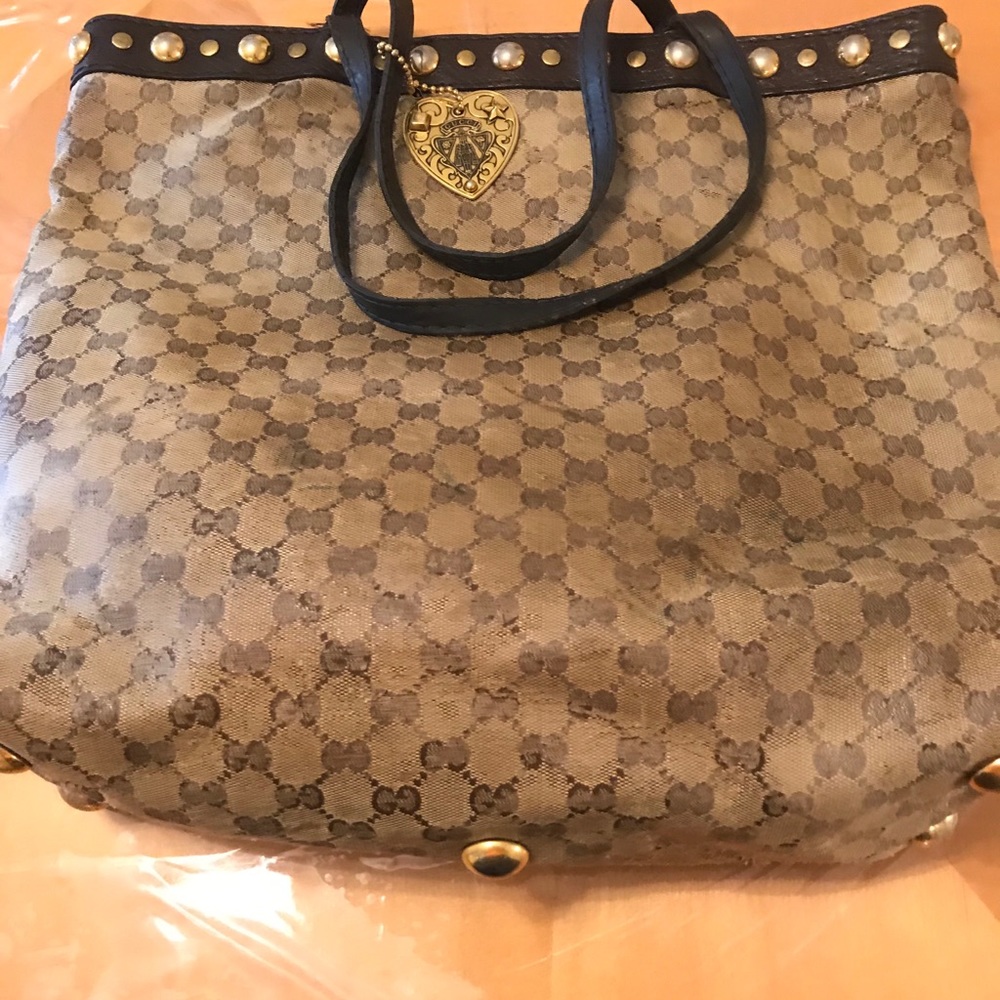 Original Gucci tote bag.